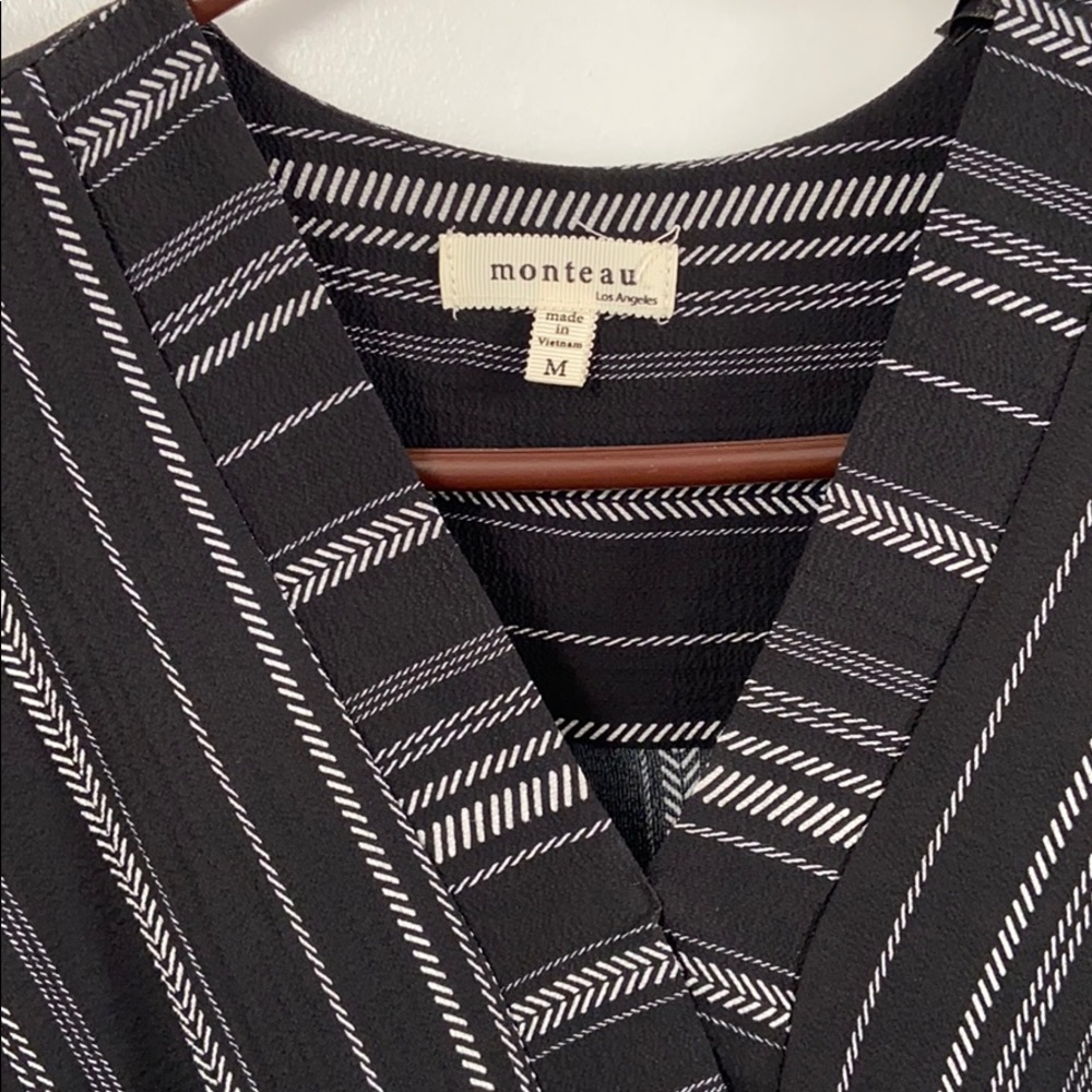 Patterned Blouse - Picture 2 of 4